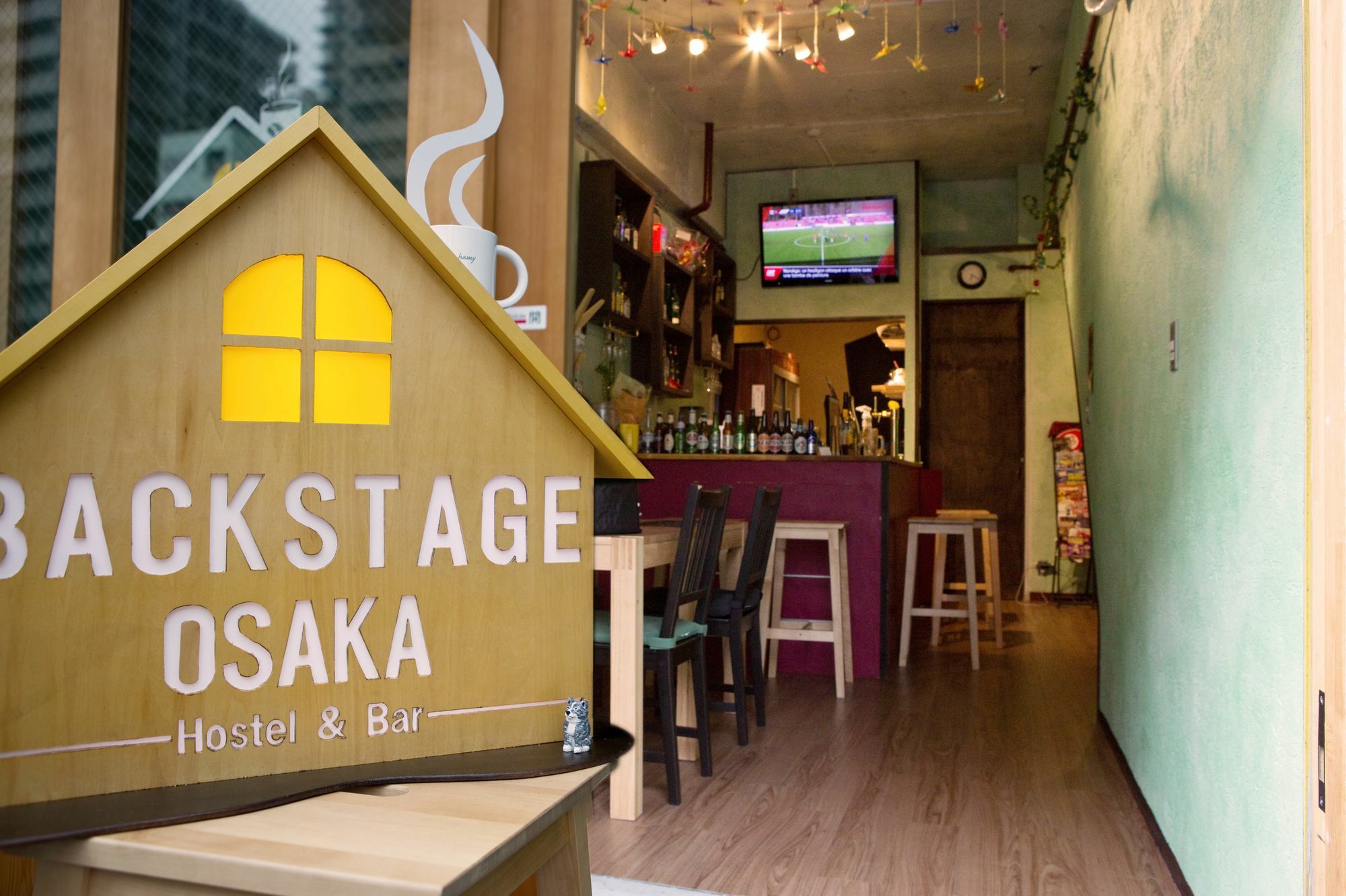 Backstage Osaka Hostel&Bar Exteriör bild